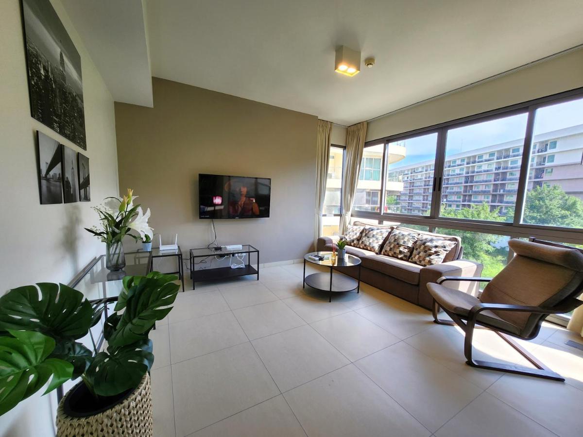 Unixx Oasis : Grandeur 2Br Suite Pattaya Exteriér fotografie